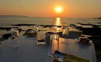 Cabanas by Justa @ Bay 15 Resort