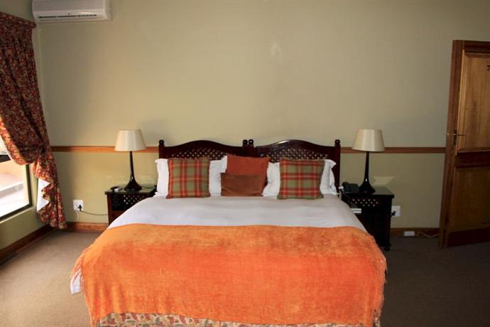 Centurion Golf Suites Guest Lodge