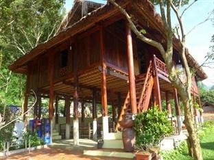 Mai Chau Green Valley Bungalows