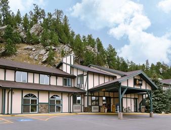 Super 8 Custer / Crazy Horse Area
