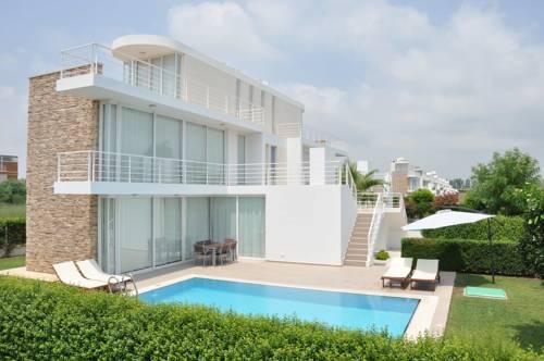 Novron Feronia Villas