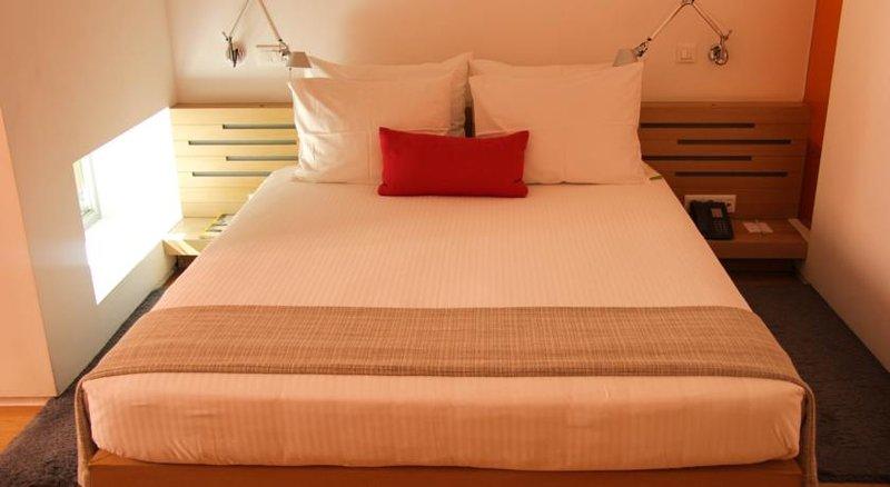 Fresh Hotel Athens