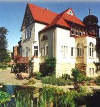 Pension and Gastehaus Villa Kuhn