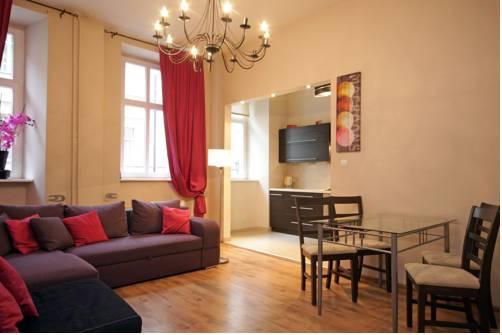 24w Apartments Rynek
