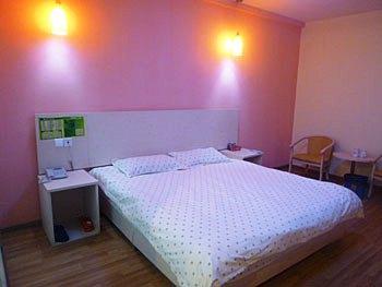 Fuyang Shenglong Express Hotel West Station
