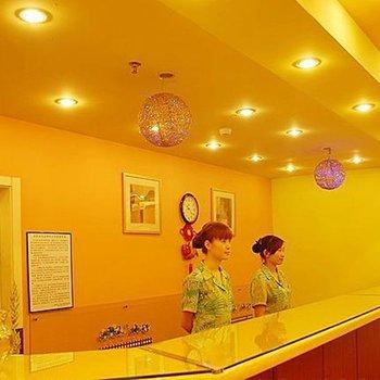 Home Inn Chongqing Exhibition Center