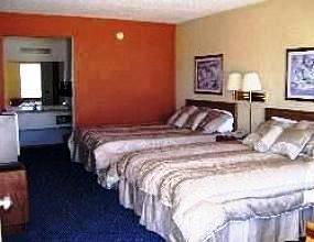 Carolyns Ozark Swiss Inn