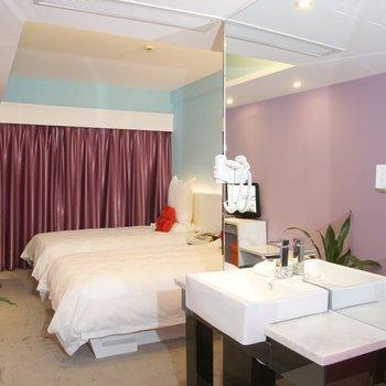 Pinke Business Hotel