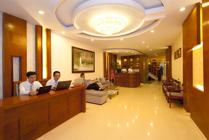 Hanoi Holiday Diamond Hotel