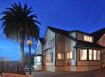 Parnell City Lodge