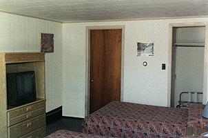 Happy Bear Motel