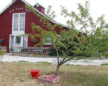 Kennedys Red Barn Inn