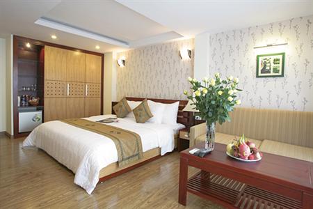 Rising Dragon Grand Hotel
