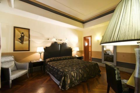 Hotel Royal Court