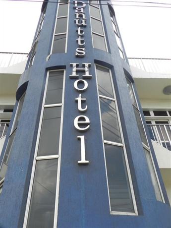 Danutts Hotel