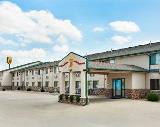 Super 8 Motel - St. James