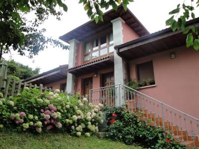 Apartamentos La Corona
