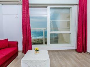 Touch The Sea - Ha-Aliya Street 65