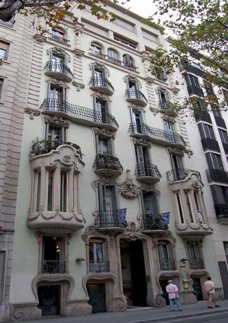 Apartamentos Gran Via Bassols