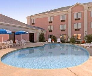 Days Inn and Suites Poteau