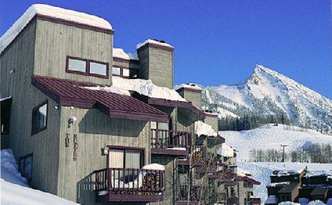 Buttes Condominiums