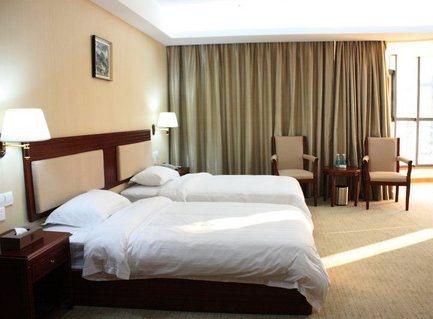 Xingwei Yifeng Airport Hotel