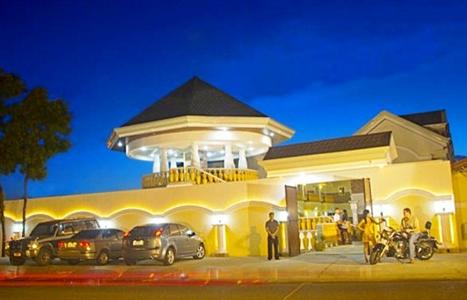 Casablanca Hotel Condominium Resort Bar & Restaurant