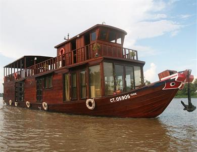 Dragon Eyes River Cruise