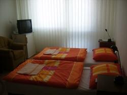 Hotel Atom