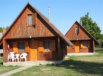 Zsory Camping es Udulohazak