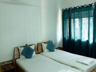Laurent & Benon Premium Service Apartment- Bandra West