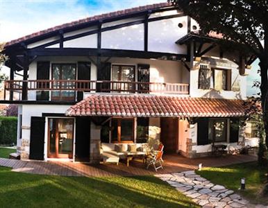 Villa Lorenea