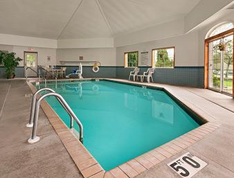 Days Inn And Suites Kaukauna WI