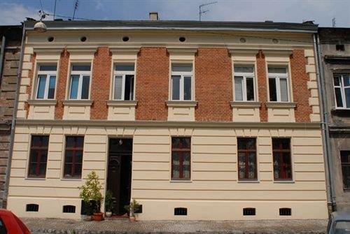 The Piano Guest House