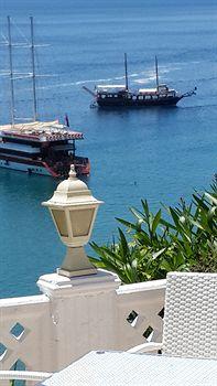 Lara Palace Hotel