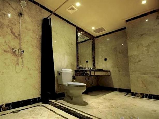 Dalian California Hotel