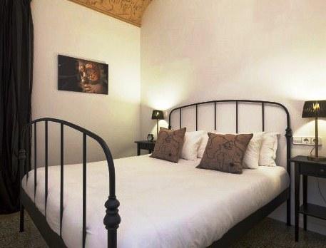BarcelonaForRent Luxury Central Suites