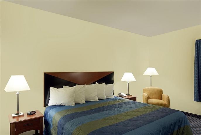 Sleep Inn & Suites University/Shands