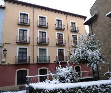 Skipass Hostal Jaca