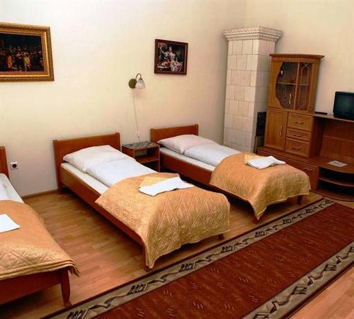Golden Lion Apartments