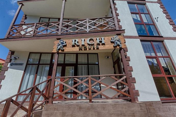 Отель Rich-House