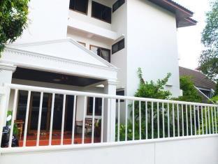 Arunothai House