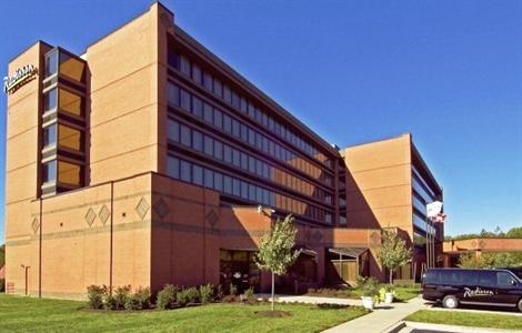 Radisson Hotel Largo