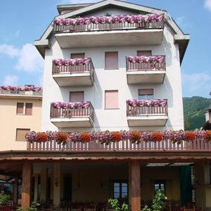Albergo Ristorante Carenno