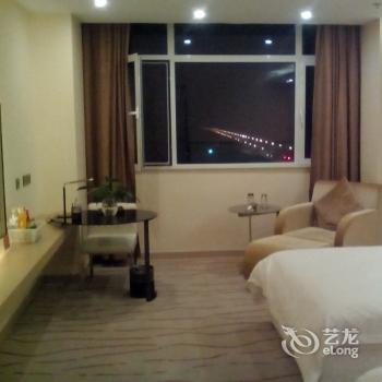 Super 8 Hoter Changyi