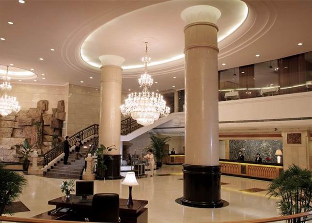 Grand Skylight Hotel