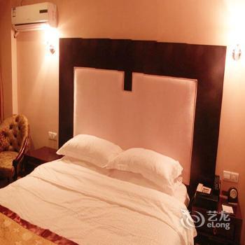 Cyts Holiday Hotel