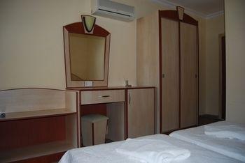Side Ikbal Hotel