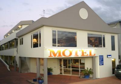Bay Court Motel