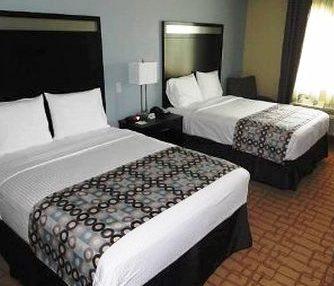 Days Inn & Suites Gonzales